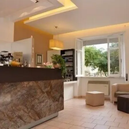 Ξενοδοχείο San Carlo Terracina